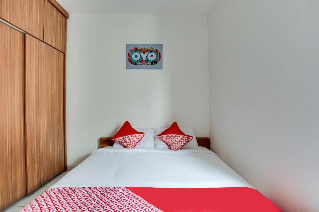 Oyo 3247 Afira Rooms Aeropolis Tangerang Dış mekan fotoğraf