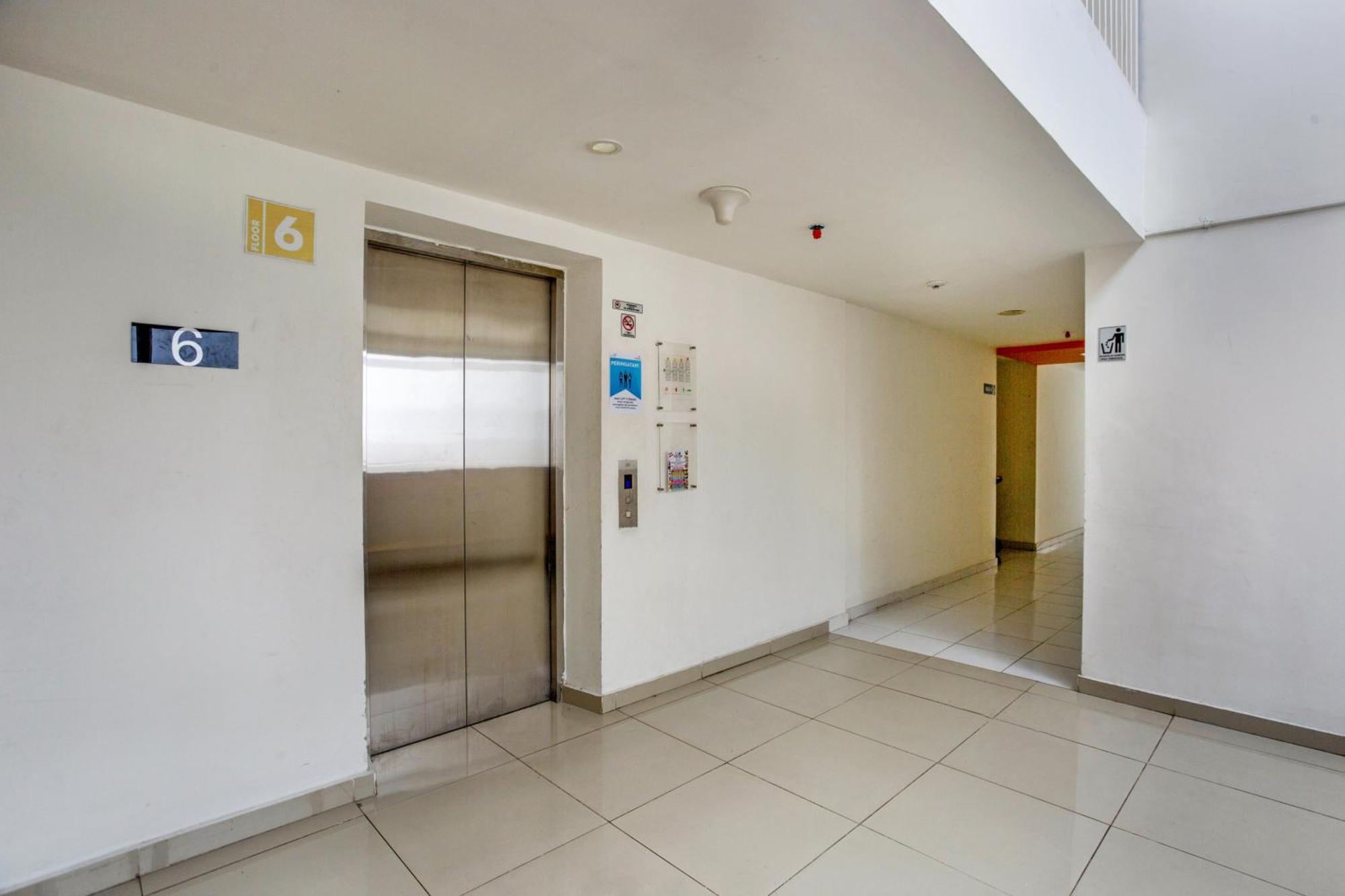 Oyo 3247 Afira Rooms Aeropolis Tangerang Dış mekan fotoğraf